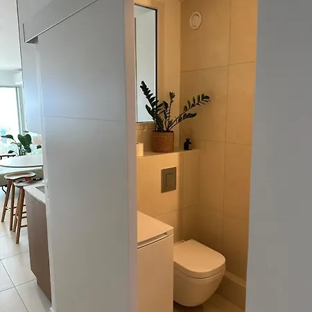 Apartment Sunset - Official 4-star - Modern, Sea View, Access *