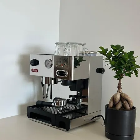 Sunset - Official 4-star - Modern, Sea View, Access Appartamento *